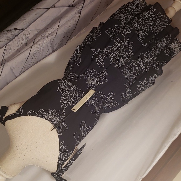 Pinch Tiered Mini Dress Navy Blue Small - Picture 5 of 8